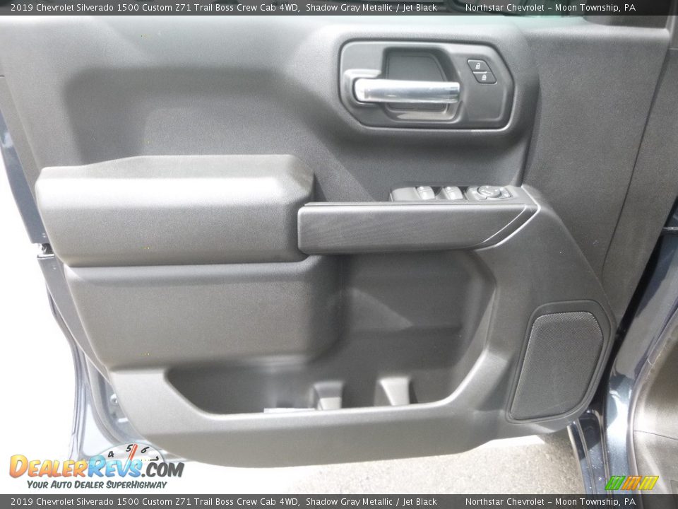 2019 Chevrolet Silverado 1500 Custom Z71 Trail Boss Crew Cab 4WD Shadow Gray Metallic / Jet Black Photo #15