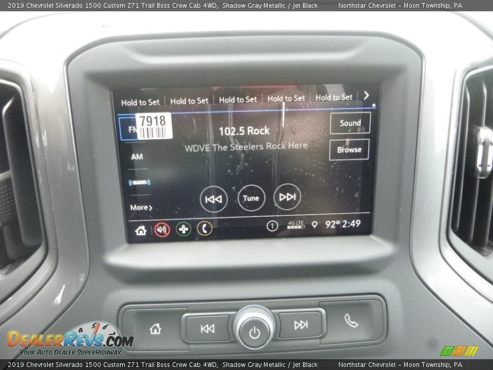 2019 Chevrolet Silverado 1500 Custom Z71 Trail Boss Crew Cab 4WD Shadow Gray Metallic / Jet Black Photo #17