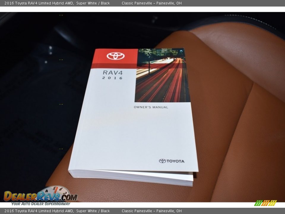 2016 Toyota RAV4 Limited Hybrid AWD Super White / Black Photo #17