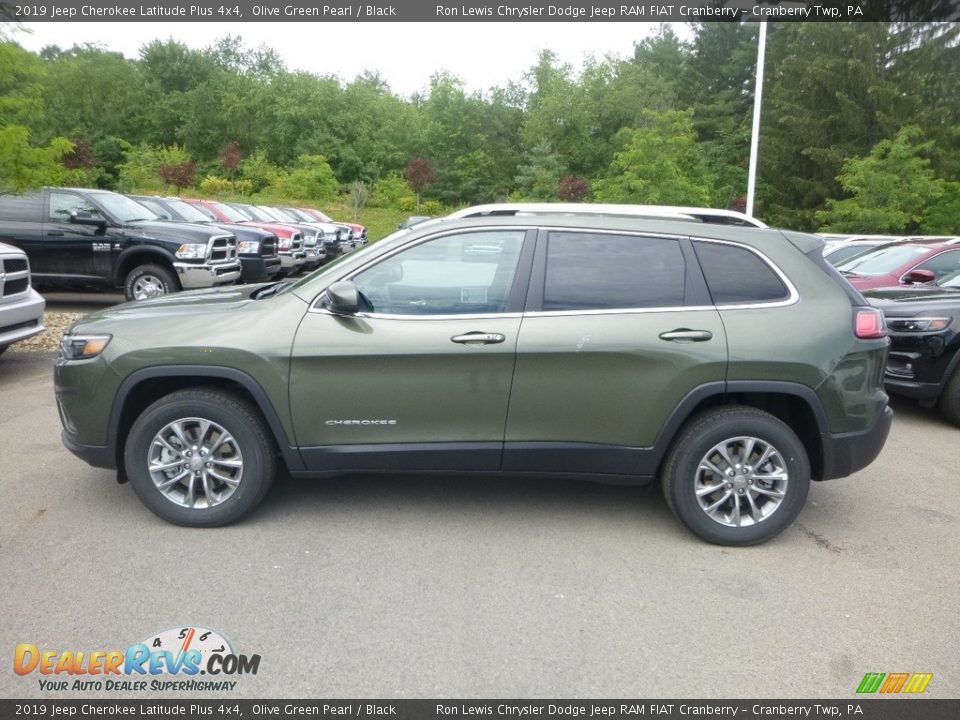 2019 Jeep Cherokee Latitude Plus 4x4 Olive Green Pearl / Black Photo #2