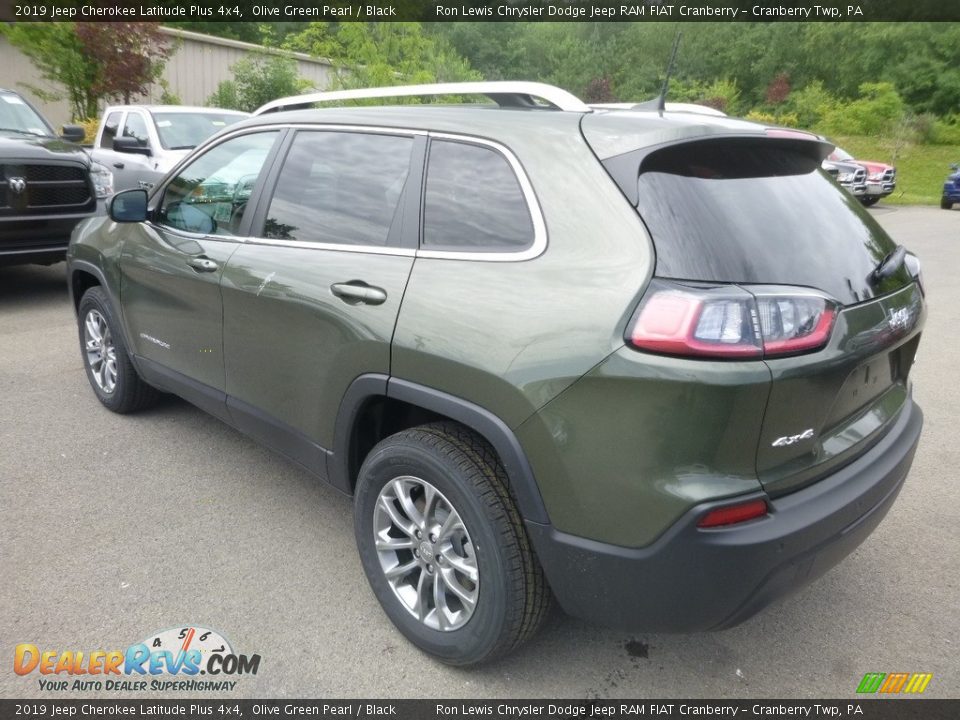 2019 Jeep Cherokee Latitude Plus 4x4 Olive Green Pearl / Black Photo #3