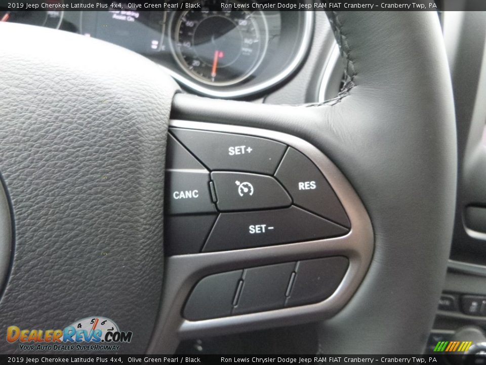 2019 Jeep Cherokee Latitude Plus 4x4 Olive Green Pearl / Black Photo #18