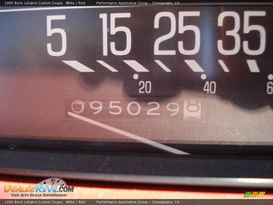 1986 Buick LeSabre Custom Coupe White / Red Photo #10