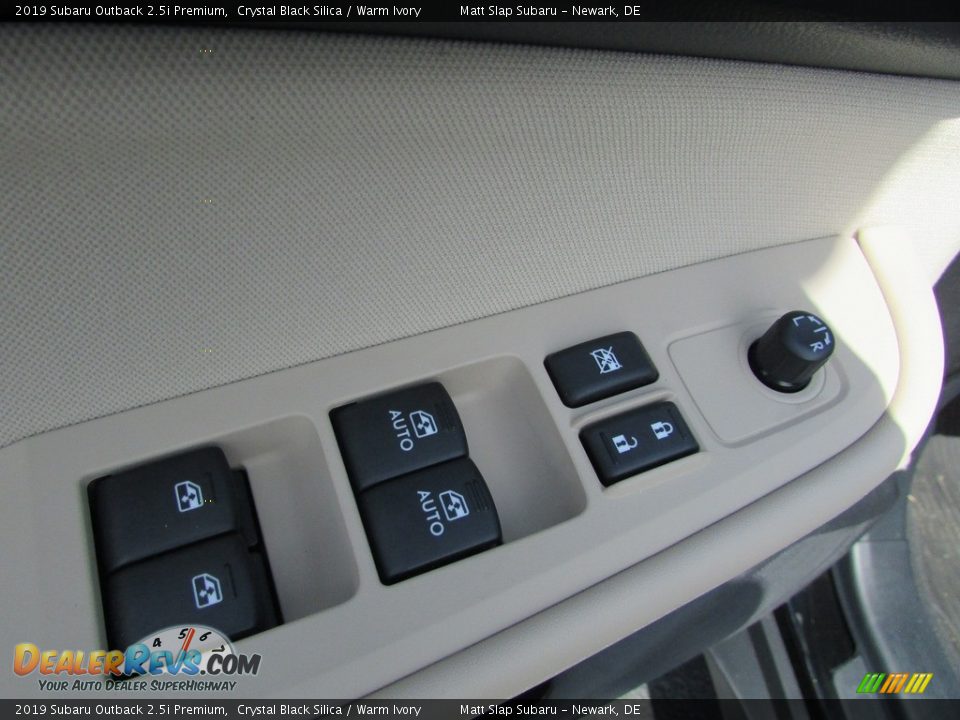 2019 Subaru Outback 2.5i Premium Crystal Black Silica / Warm Ivory Photo #15