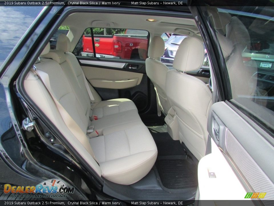 2019 Subaru Outback 2.5i Premium Crystal Black Silica / Warm Ivory Photo #19