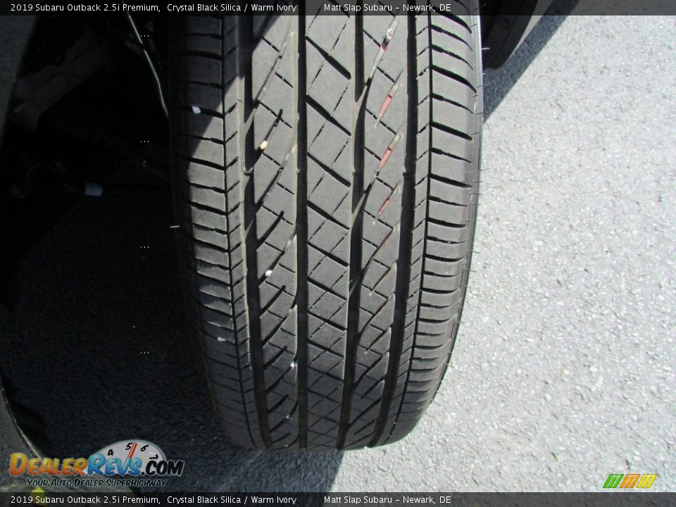 2019 Subaru Outback 2.5i Premium Crystal Black Silica / Warm Ivory Photo #24