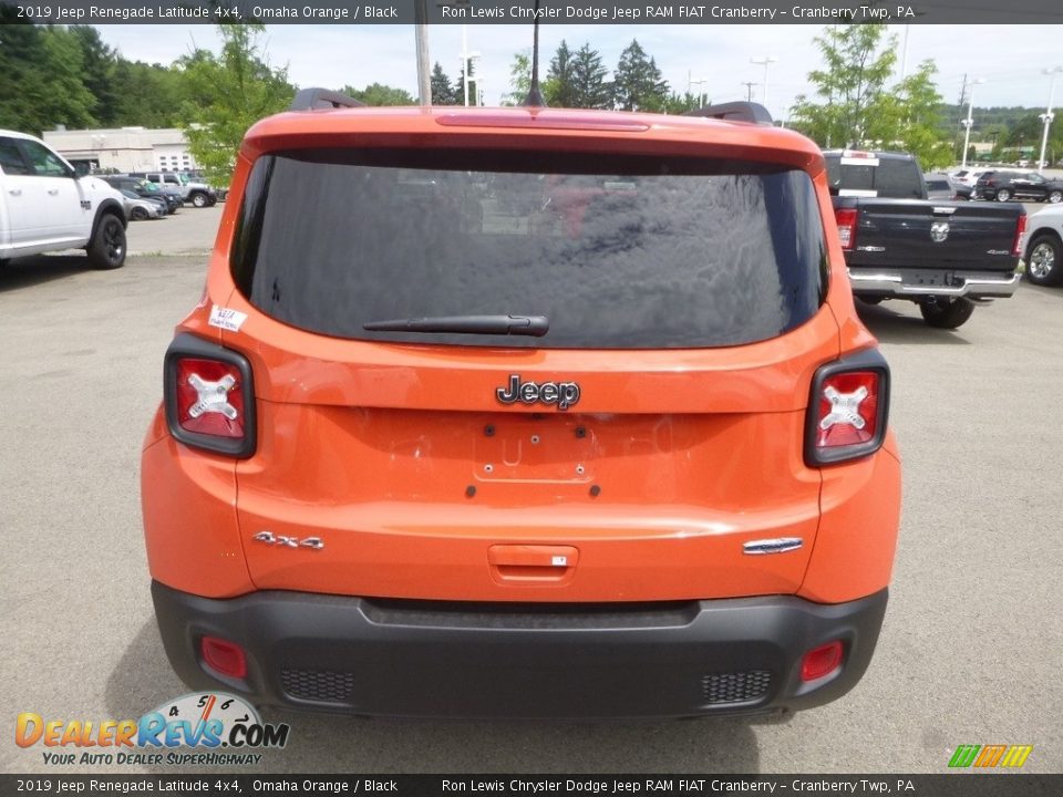2019 Jeep Renegade Latitude 4x4 Omaha Orange / Black Photo #4