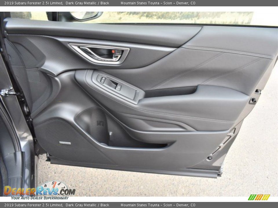 2019 Subaru Forester 2.5i Limited Dark Gray Metallic / Black Photo #26