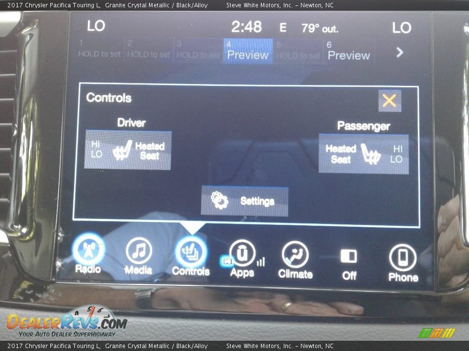 2017 Chrysler Pacifica Touring L Granite Crystal Metallic / Black/Alloy Photo #25