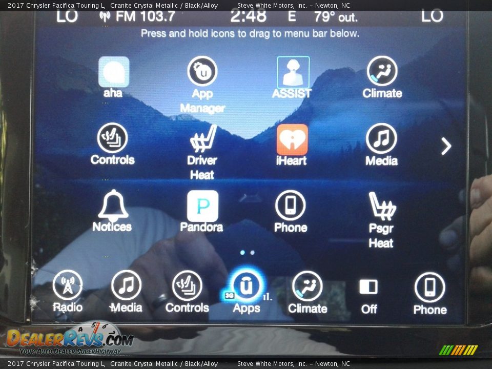2017 Chrysler Pacifica Touring L Granite Crystal Metallic / Black/Alloy Photo #28