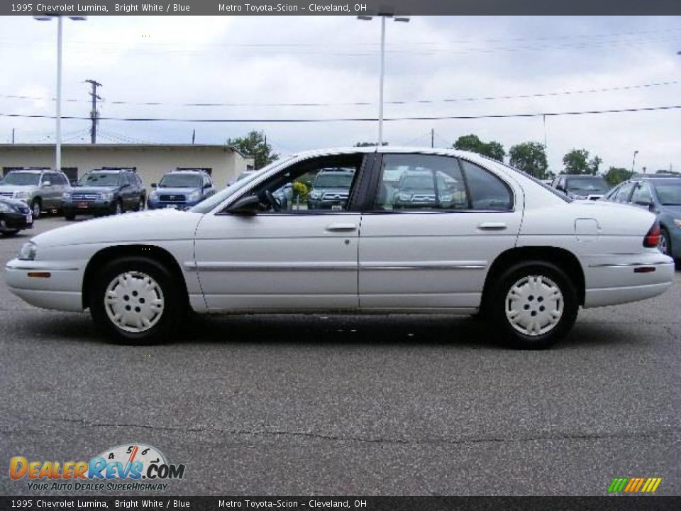 1995 Chevrolet Lumina Bright White / Blue Photo #6