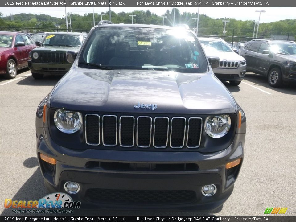 2019 Jeep Renegade Latitude 4x4 Granite Crystal Metallic / Black Photo #8