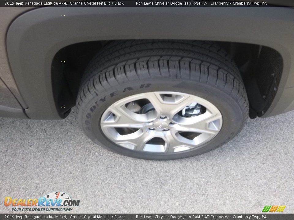 2019 Jeep Renegade Latitude 4x4 Granite Crystal Metallic / Black Photo #9
