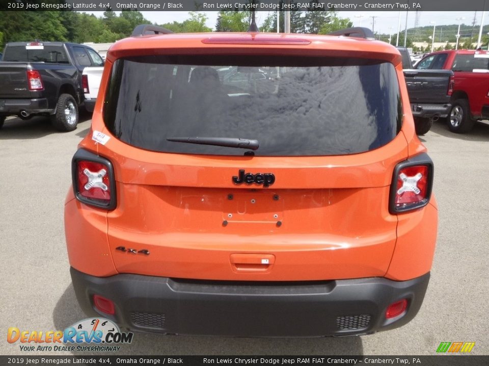 2019 Jeep Renegade Latitude 4x4 Omaha Orange / Black Photo #4