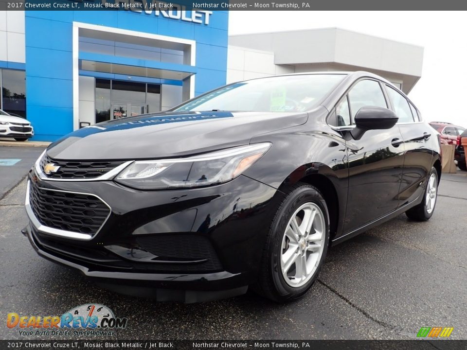 2017 Chevrolet Cruze LT Mosaic Black Metallic / Jet Black Photo #2