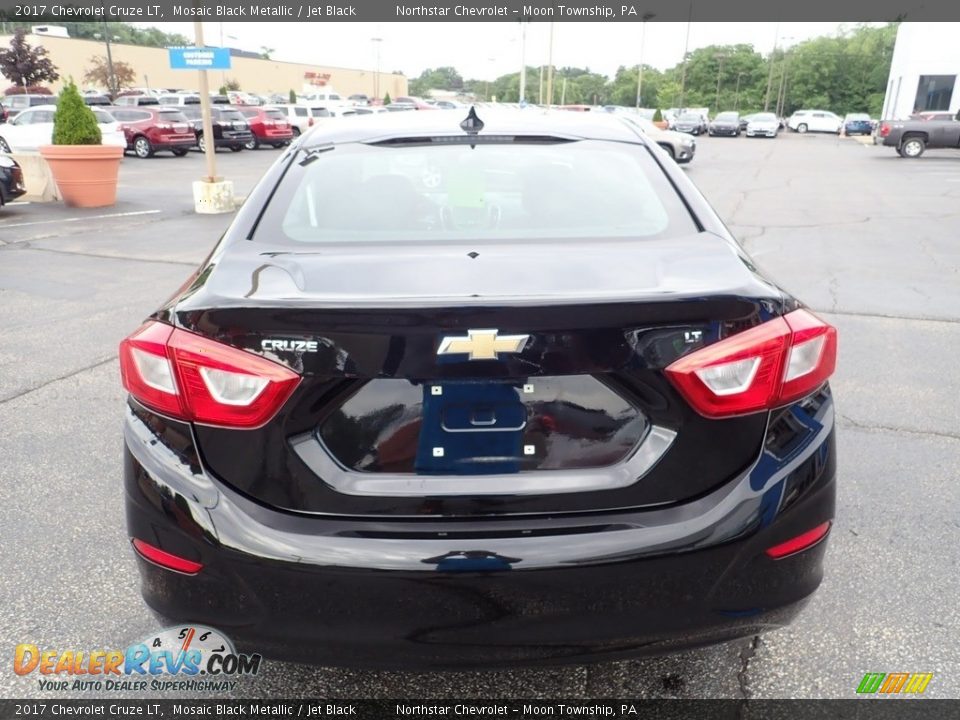 2017 Chevrolet Cruze LT Mosaic Black Metallic / Jet Black Photo #6