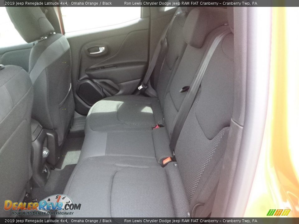 2019 Jeep Renegade Latitude 4x4 Omaha Orange / Black Photo #12