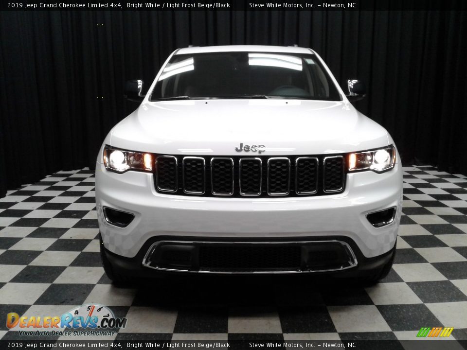 2019 Jeep Grand Cherokee Limited 4x4 Bright White / Light Frost Beige/Black Photo #3