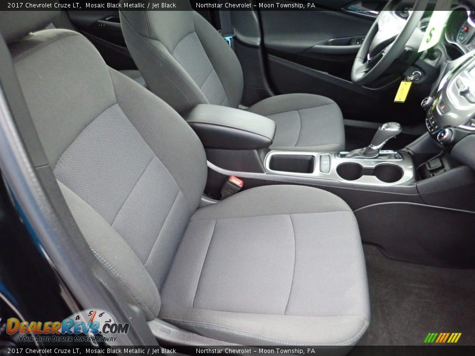 2017 Chevrolet Cruze LT Mosaic Black Metallic / Jet Black Photo #15