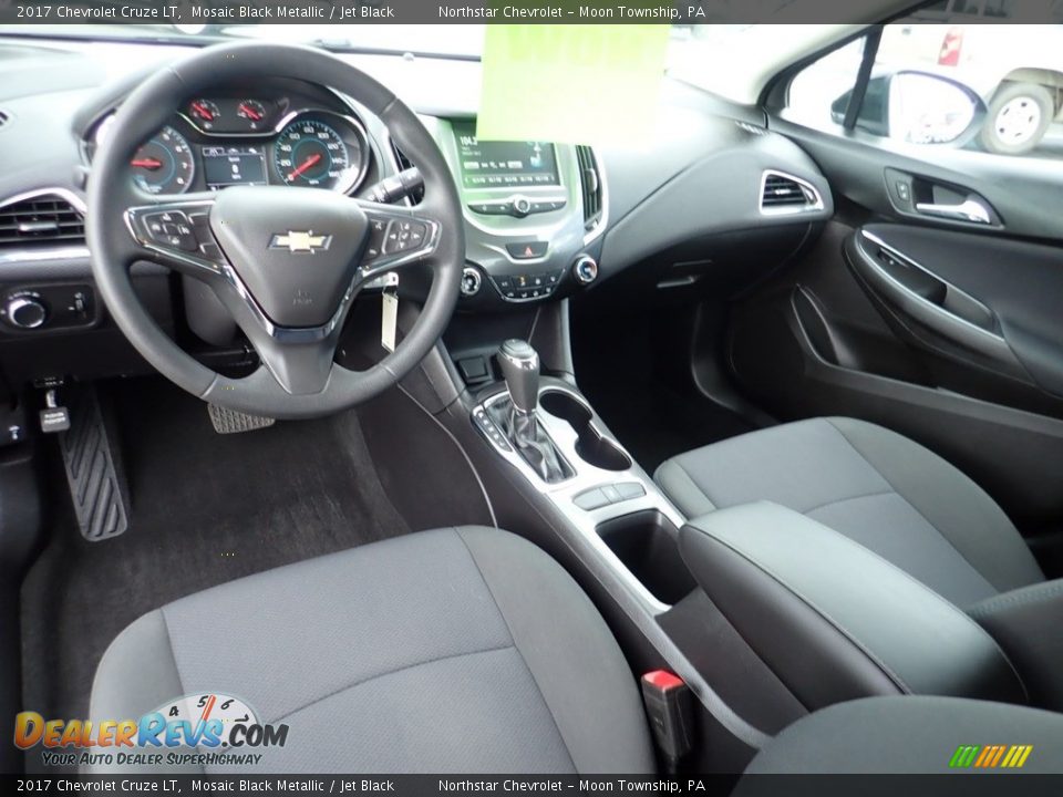 2017 Chevrolet Cruze LT Mosaic Black Metallic / Jet Black Photo #22