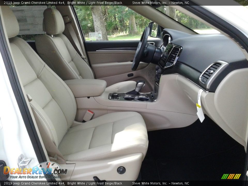 2019 Jeep Grand Cherokee Limited 4x4 Bright White / Light Frost Beige/Black Photo #16