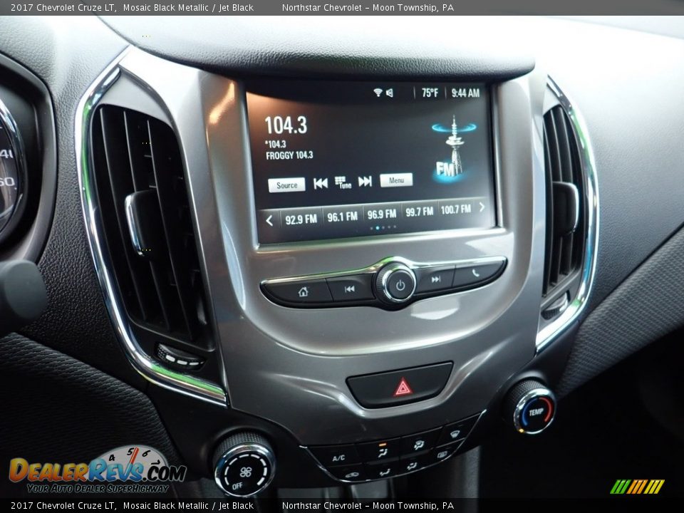 2017 Chevrolet Cruze LT Mosaic Black Metallic / Jet Black Photo #27