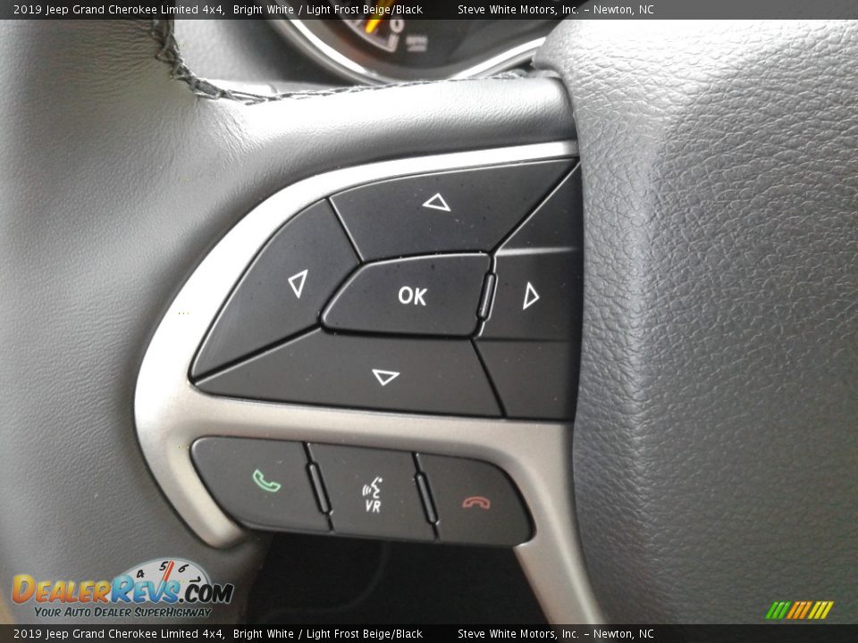 2019 Jeep Grand Cherokee Limited 4x4 Bright White / Light Frost Beige/Black Photo #18