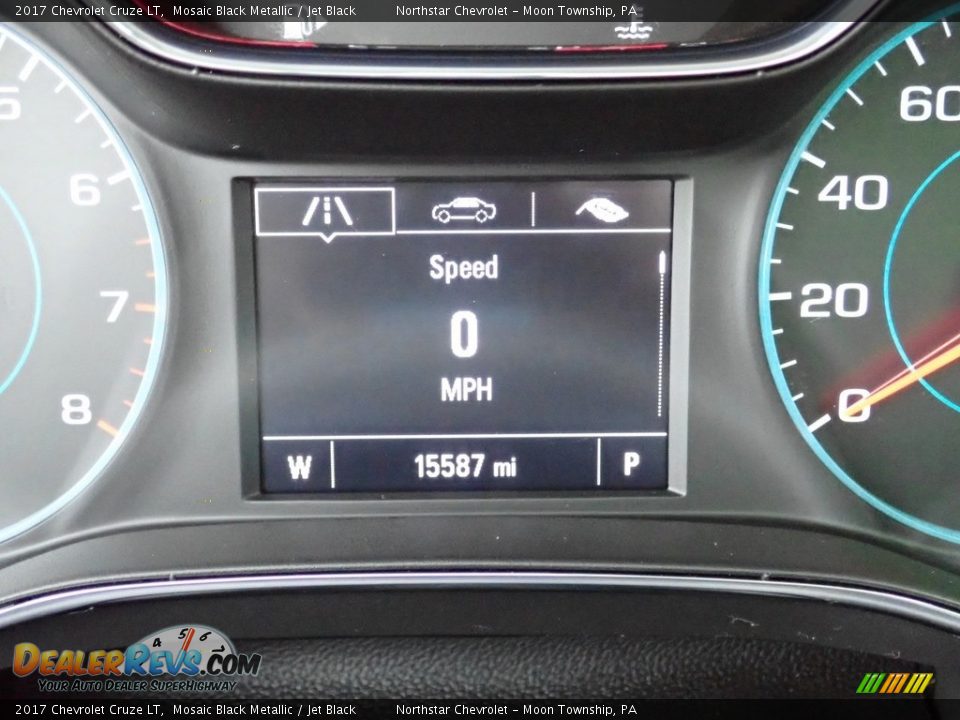 2017 Chevrolet Cruze LT Mosaic Black Metallic / Jet Black Photo #29