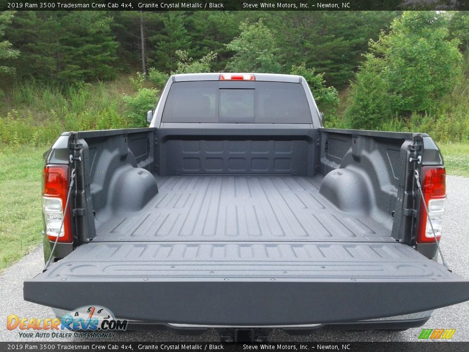 2019 Ram 3500 Tradesman Crew Cab 4x4 Granite Crystal Metallic / Black Photo #12