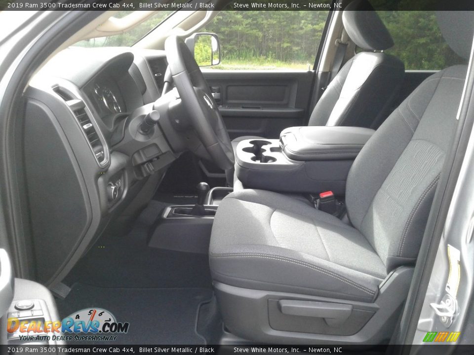 2019 Ram 3500 Tradesman Crew Cab 4x4 Billet Silver Metallic / Black Photo #10