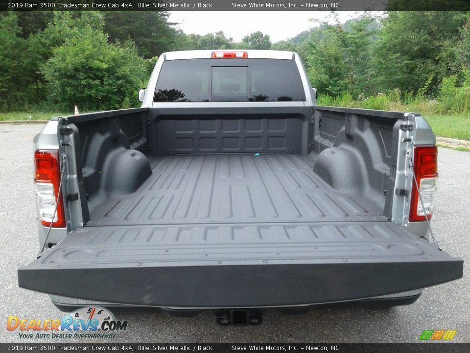 2019 Ram 3500 Tradesman Crew Cab 4x4 Billet Silver Metallic / Black Photo #12