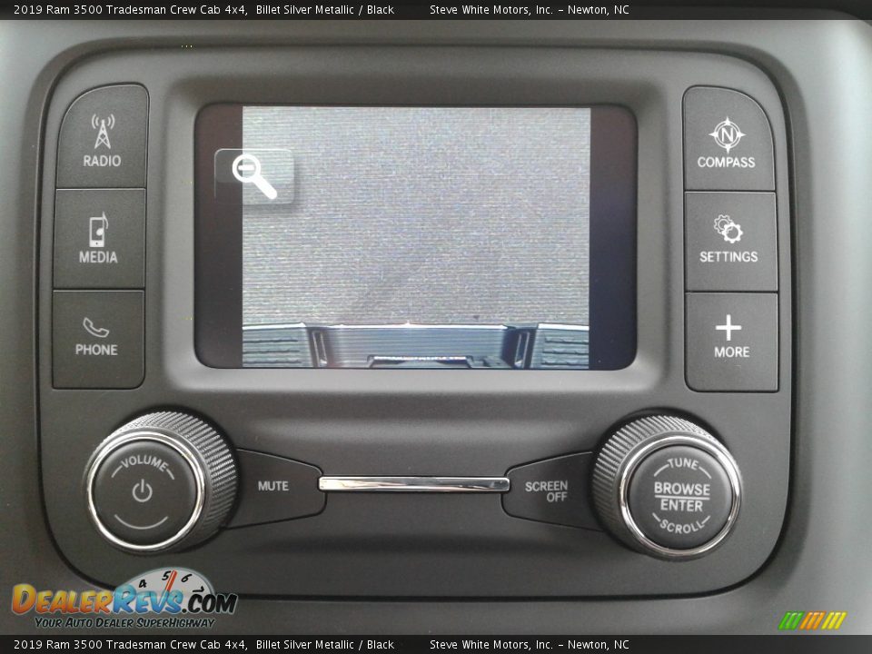 Controls of 2019 Ram 3500 Tradesman Crew Cab 4x4 Photo #21