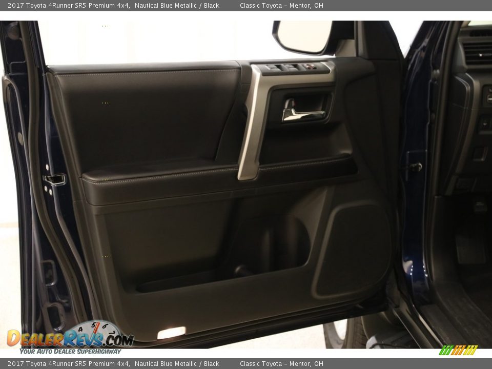 2017 Toyota 4Runner SR5 Premium 4x4 Nautical Blue Metallic / Black Photo #4