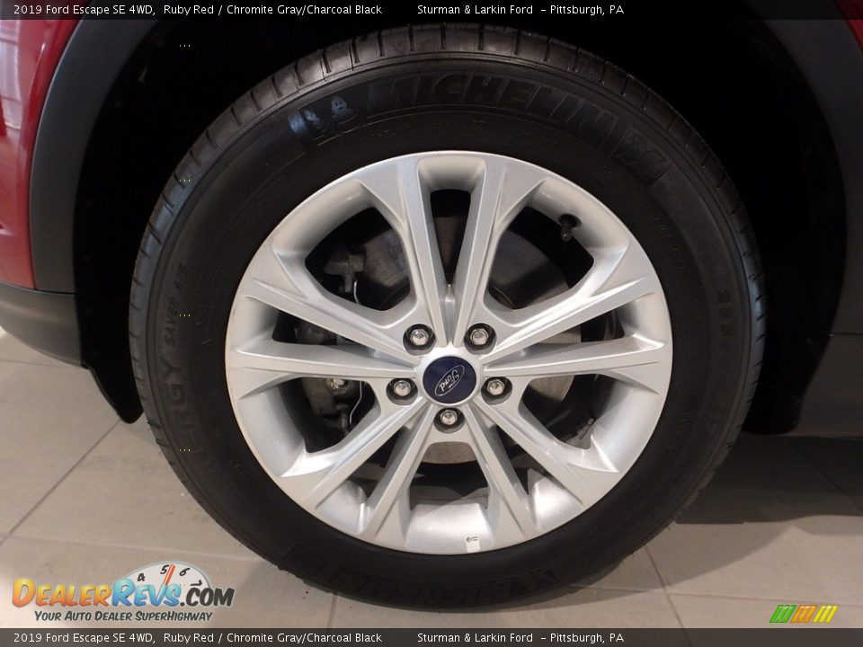 2019 Ford Escape SE 4WD Ruby Red / Chromite Gray/Charcoal Black Photo #6