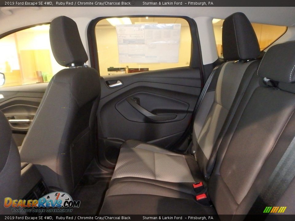 2019 Ford Escape SE 4WD Ruby Red / Chromite Gray/Charcoal Black Photo #8