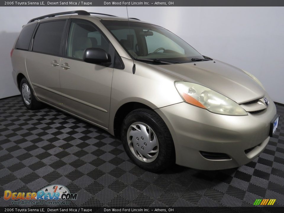 2006 Toyota Sienna LE Desert Sand Mica / Taupe Photo #2