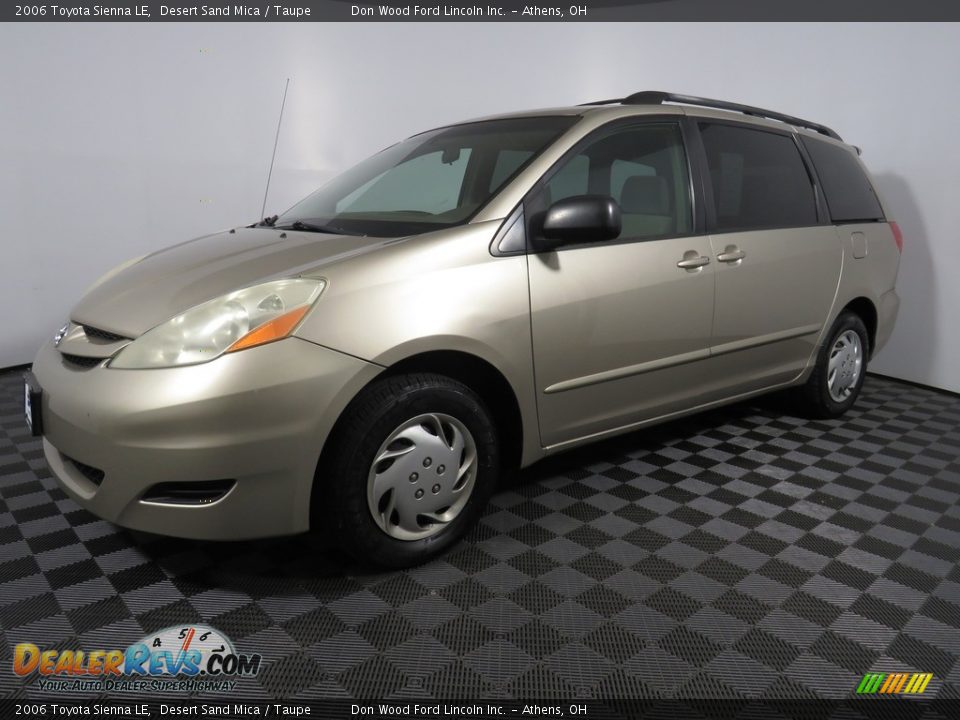 2006 Toyota Sienna LE Desert Sand Mica / Taupe Photo #7