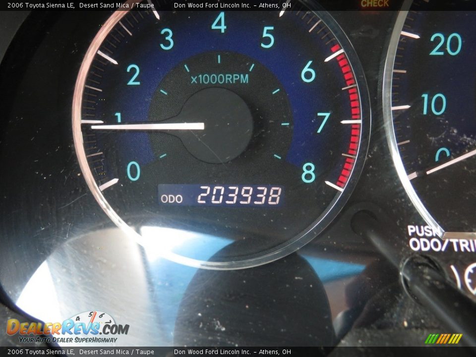 2006 Toyota Sienna LE Desert Sand Mica / Taupe Photo #29