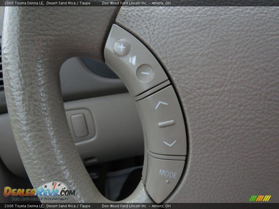2006 Toyota Sienna LE Desert Sand Mica / Taupe Photo #34