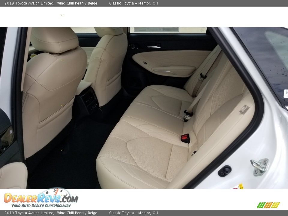 2019 Toyota Avalon Limited Wind Chill Pearl / Beige Photo #3