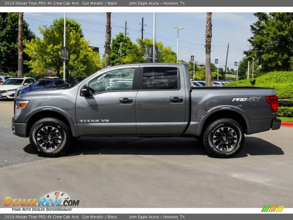 Gun Metallic 2019 Nissan Titan PRO 4X Crew Cab 4x4 Photo #4