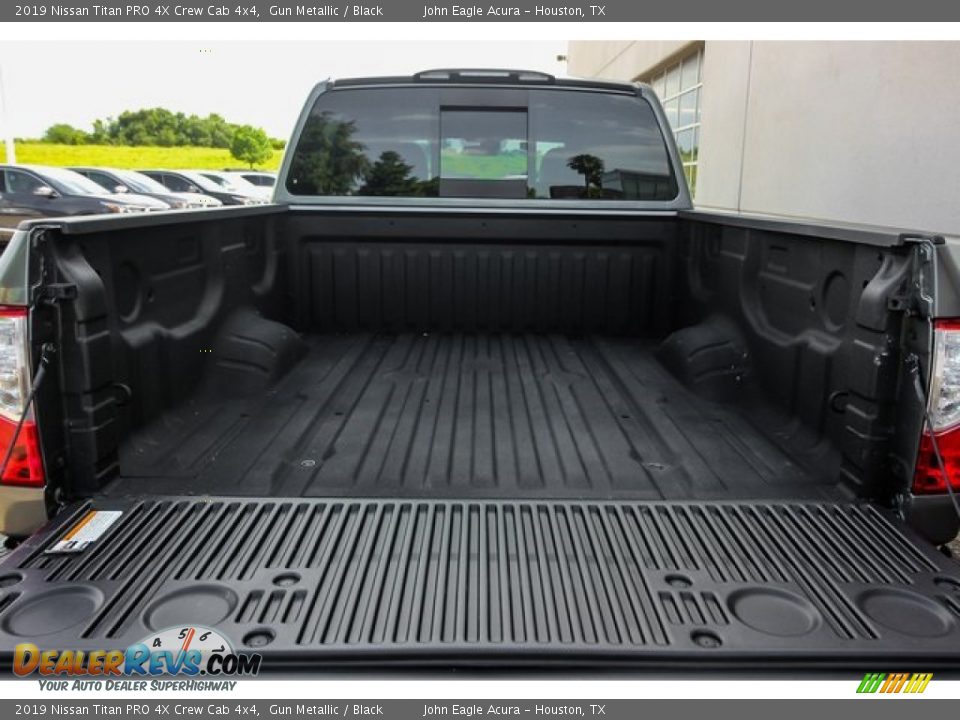 2019 Nissan Titan PRO 4X Crew Cab 4x4 Gun Metallic / Black Photo #21