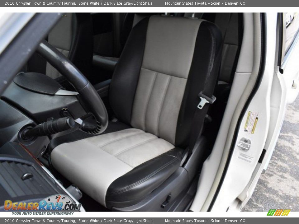 2010 Chrysler Town & Country Touring Stone White / Dark Slate Gray/Light Shale Photo #12