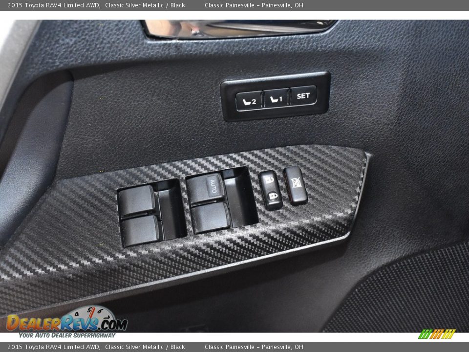 2015 Toyota RAV4 Limited AWD Classic Silver Metallic / Black Photo #11