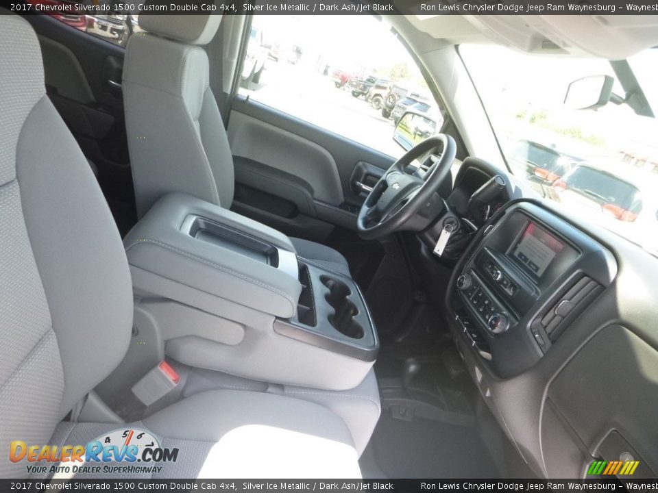 2017 Chevrolet Silverado 1500 Custom Double Cab 4x4 Silver Ice Metallic / Dark Ash/Jet Black Photo #11