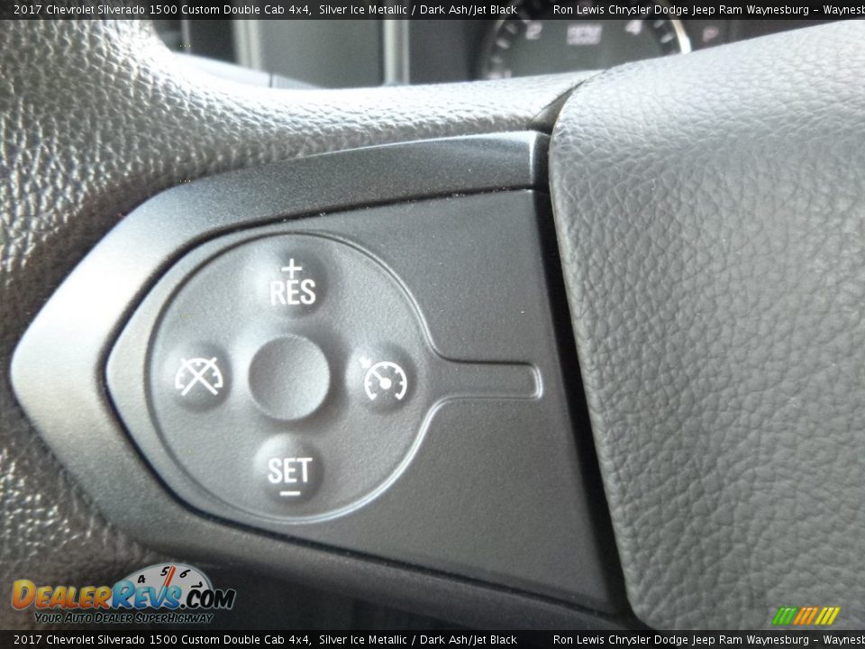 2017 Chevrolet Silverado 1500 Custom Double Cab 4x4 Silver Ice Metallic / Dark Ash/Jet Black Photo #18