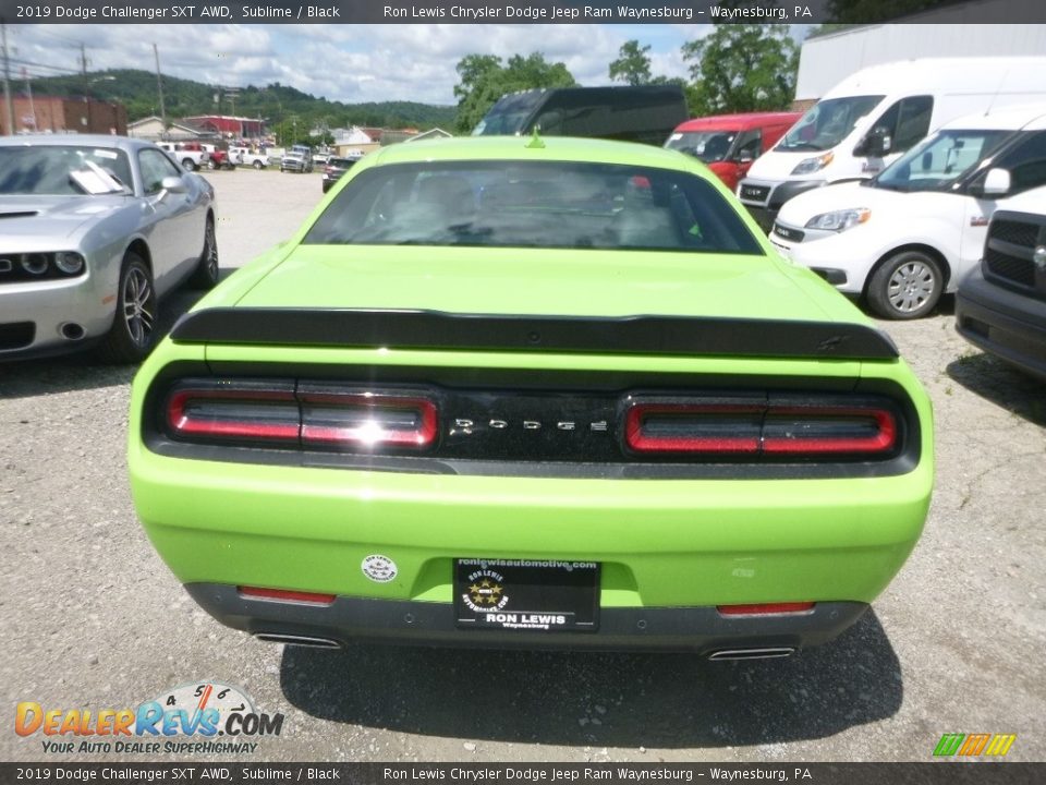 2019 Dodge Challenger SXT AWD Sublime / Black Photo #4