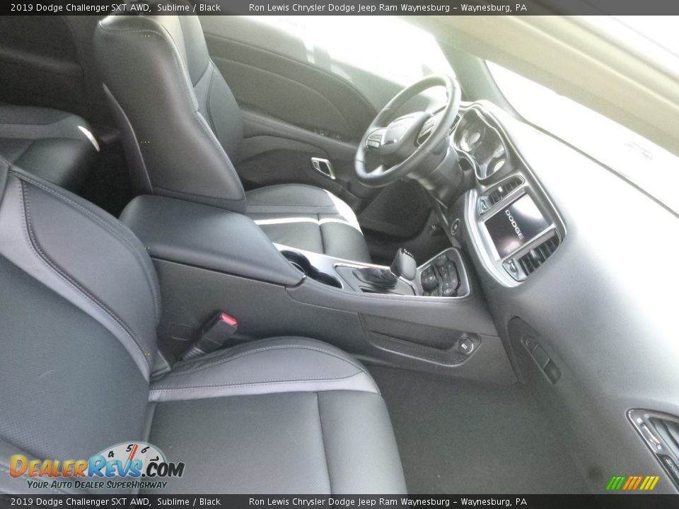 2019 Dodge Challenger SXT AWD Sublime / Black Photo #8