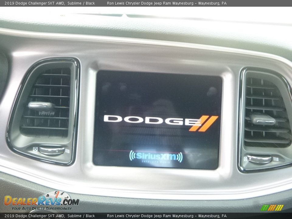 2019 Dodge Challenger SXT AWD Sublime / Black Photo #14