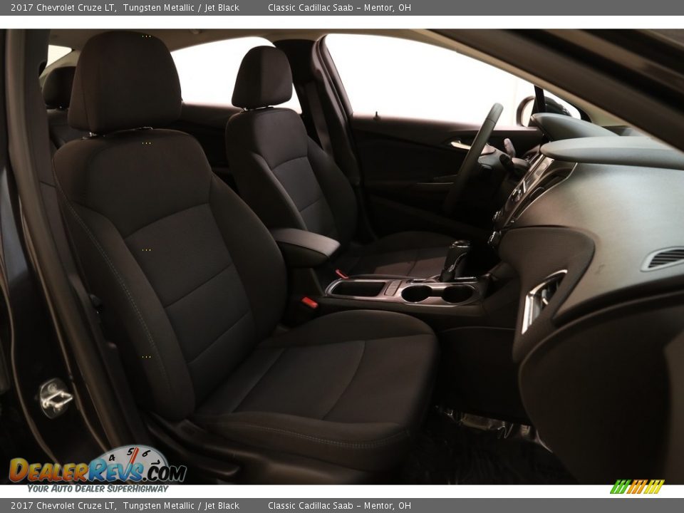 2017 Chevrolet Cruze LT Tungsten Metallic / Jet Black Photo #19